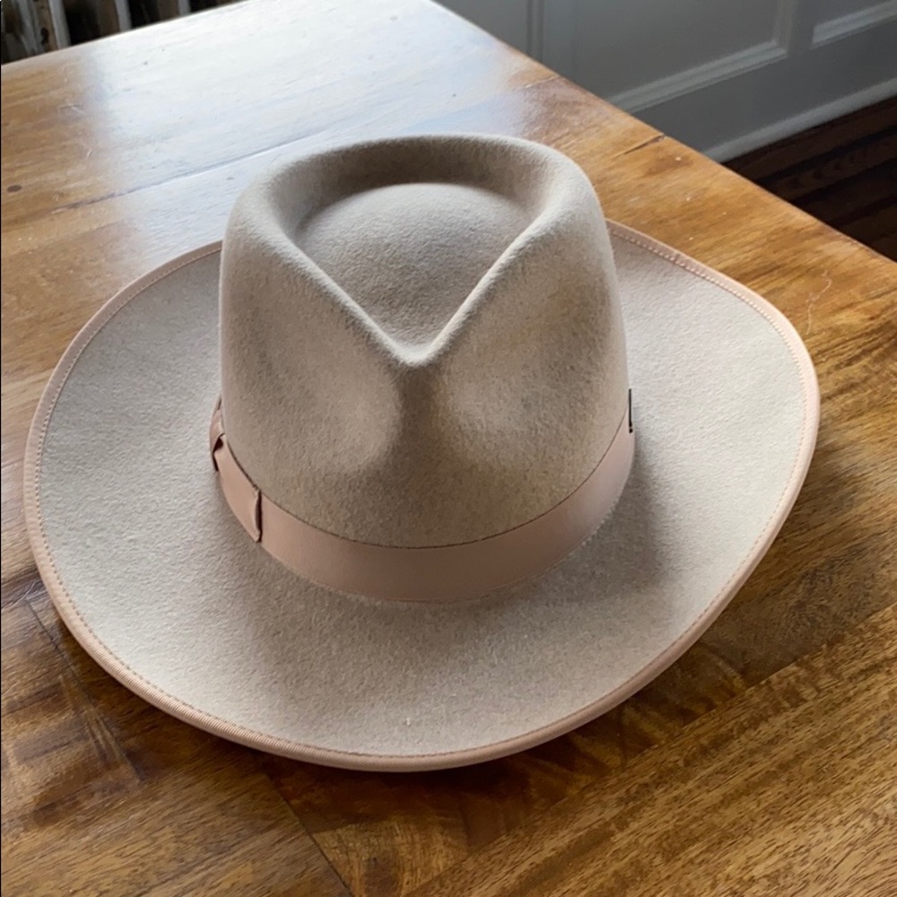 Gigi pip Monroe hat oatmeal brand new